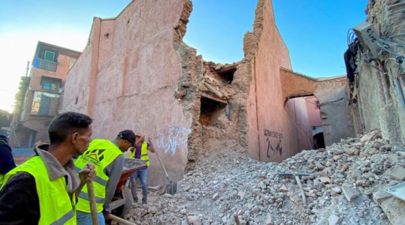 मोरक्को में आए भूकंप से मरने वालों की संख्या बढ़ती जा रही है, अब तक 800 से ज्यादा शव बरामद किए जा चुके हैं।