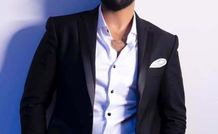 Is it difficult to impress this Mega Hero