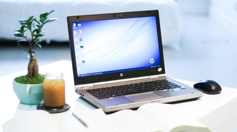 Old desk-style computer