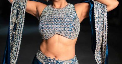 Rashi Singh's Captivating Latest Stills