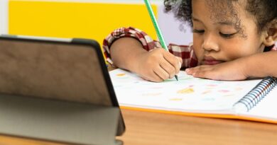 Government launches £8.2m plan to encourage girls into AI