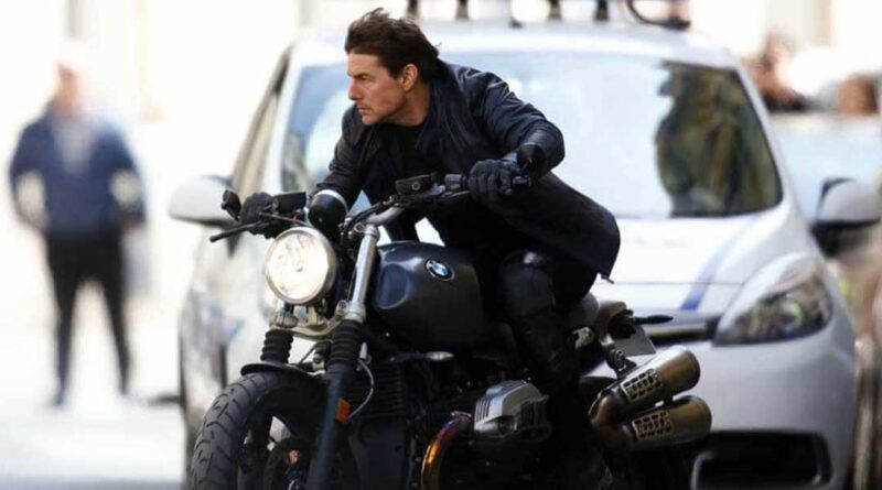 Tom Cruise Mission Impossible Earns Standing Ovation At Cannes