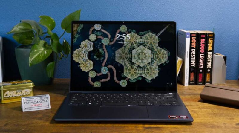 Dell Plus 14 2-in-1 hero
