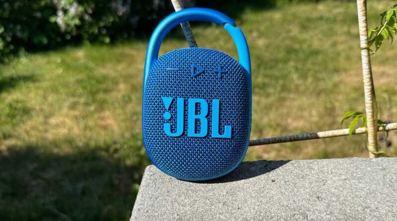 JBL Clip 4