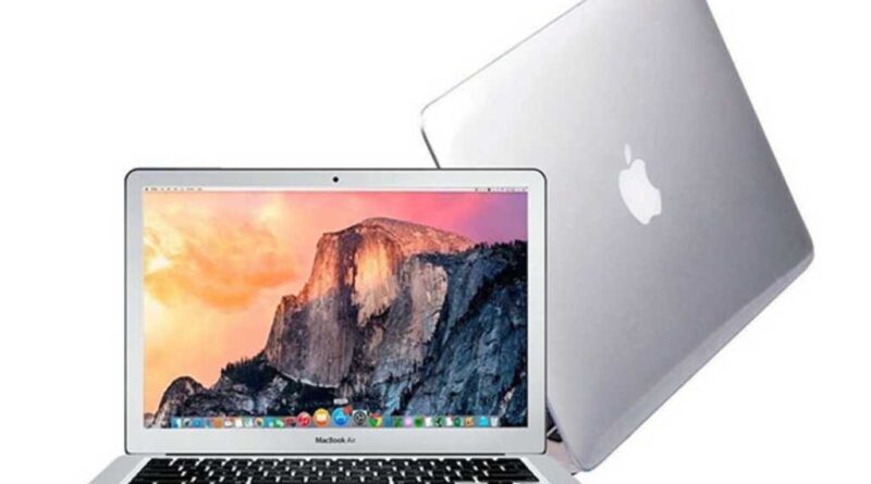 Apple MacBook Air 13.3″ (2017) 1.8GHz i5 8GB RAM 128GB SSD Silver (Refurbished)