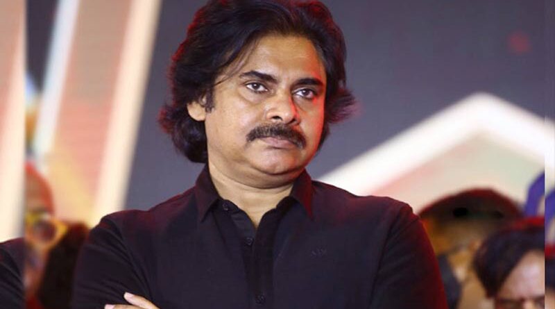 Pawan Kalyan dissects Bollywood | cinejosh.com