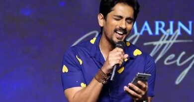 Siddharth showcases his singing talent