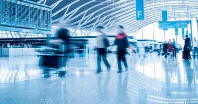 UK flights suspended after air traffic control outage