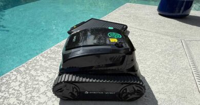 Wybot S2 Solar Vision and dock