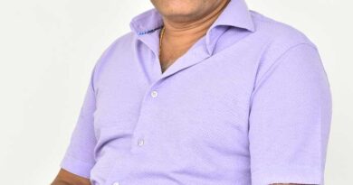 Dil Raju Supports Manchu Vishnu Stand Against Fake Reviews