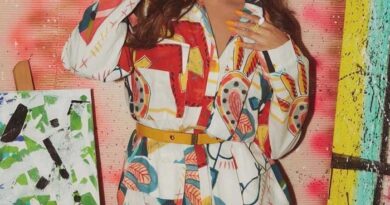 Sonakshi Sinha says romantic scenes are harder
