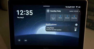 Eufy Smart Display 10