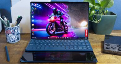 Lenovo Yoga Book 9i head on