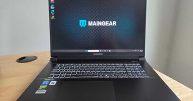 Maingear Ultima 18 hero