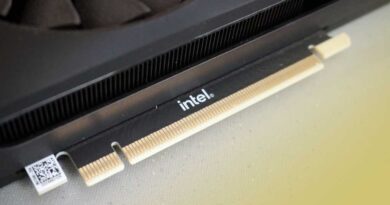 PCIe connection Intel graphics card