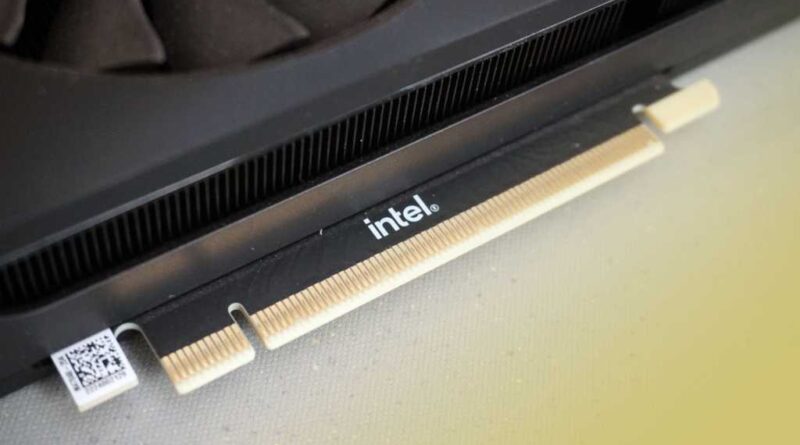 PCIe connection Intel graphics card