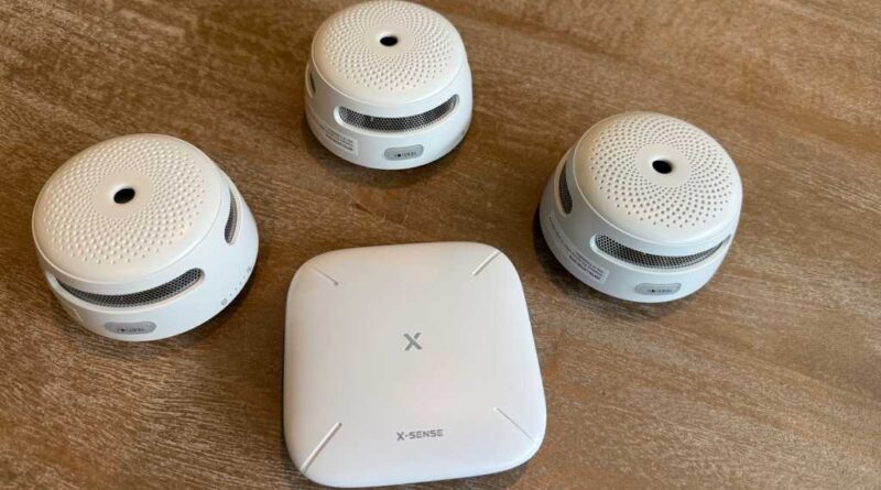 XS01 M Interconnected Smart Smoke Alarm