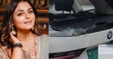 Shilpa Shirodkar car hit by bus