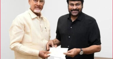 Chiranjeevi donates generously to AP CM