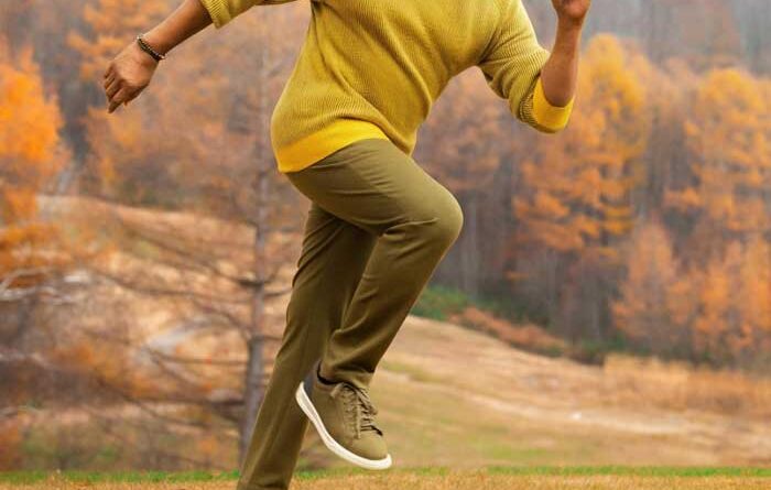 Chiranjeevi turns stylish in Vishwambhara glimpse pic
