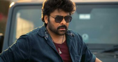 Mallidi Vasishta delights all by sharing Chiranjeevi stylish look on B-Day
