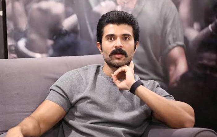 Vijay Devarakonda sacrifices other title for Kingdom
