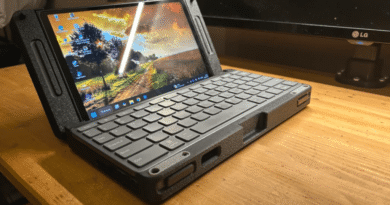 Lenovbo Legion Go custom laptop project