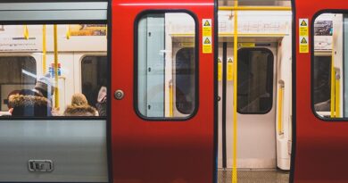 Teen hackers charged over Scattered Spider attack on TfL