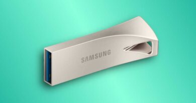 Samsung Bar Plus USB flash drive deal