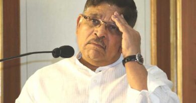 GHMC sends notice to Allu Aravind