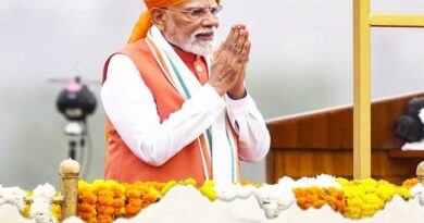 PM Modi celebrates 75 years - Celebrities congratulate
