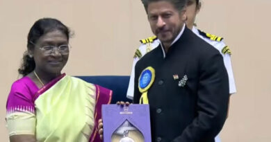 National Film Awards 2025: Winners receives awards from President