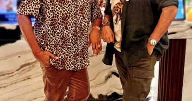Chiranjeevi - Venkatesh bonhomie at 80s reunion