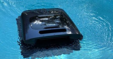 Beatbot AquaSense 2 Ultra in the pool