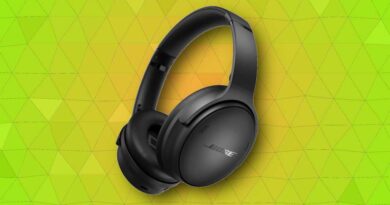 Bose QuietComfort headphones deal