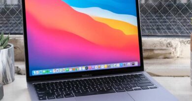 Apple MacBook Air 13.3" (2020) M1 MGN63LL/A 8GB RAM 512GB SSD Space Gray (Refurbished)