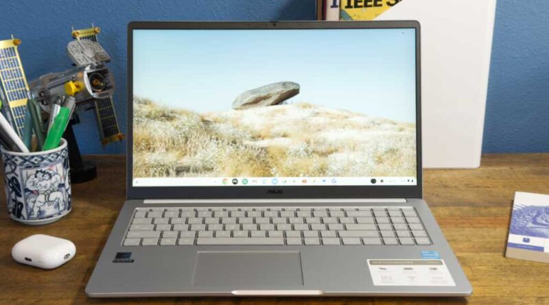 Asus Chromebook CX15 head on shot