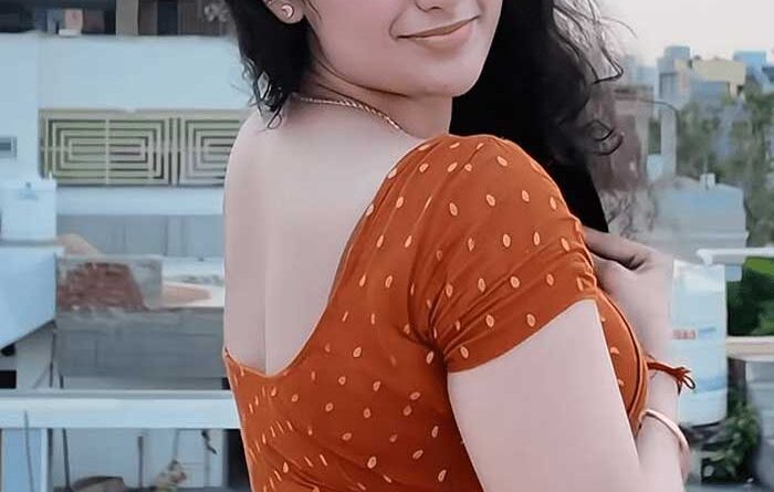 Alekhya Chitti Pickles Ramya Wild Card Entry In Bigg Boss 9