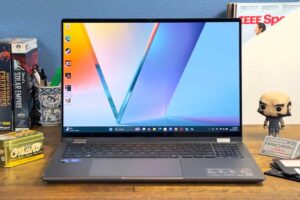 Asus Vivobook 16 Flip hero