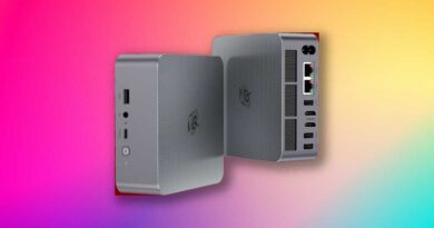 Beelink EQR6 mini PC promo on background