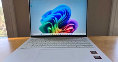 HP OmniBook 7 Aero hero