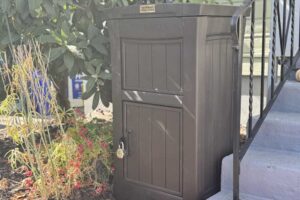 Keter Package Delivery Box