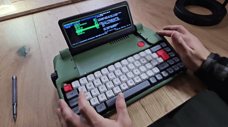 Micro Journal 2.1 writerdeck by Un Kyu Lee