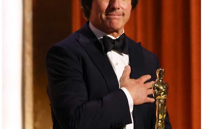 Oscar Mission Accomplished For Tom Cruise