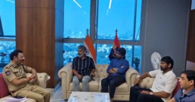 Tollywood Celebs thank VC Sajjanar for iBomma Admin arrest