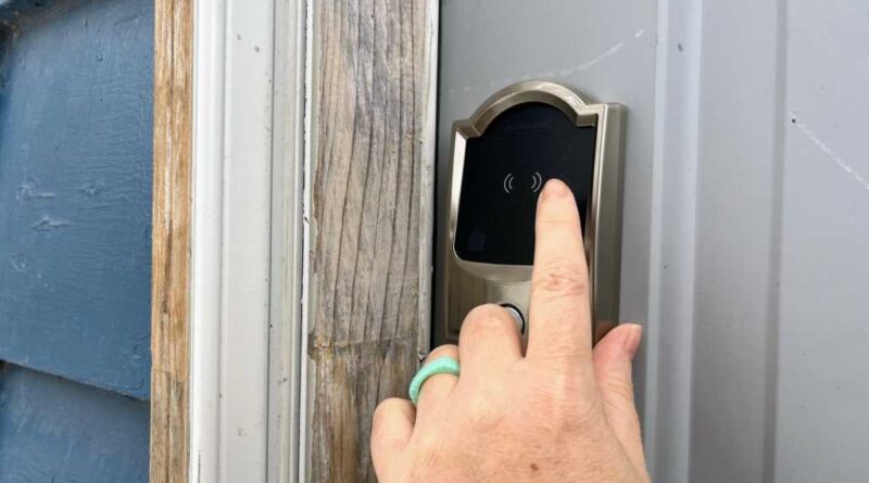 Smart lock getting pressed