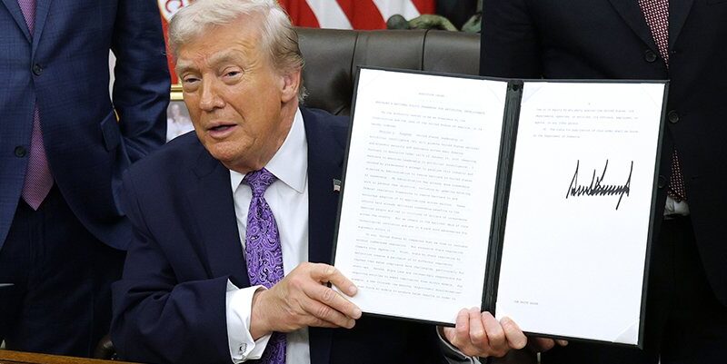 Trump plans bonfire of US state-level AI regulation