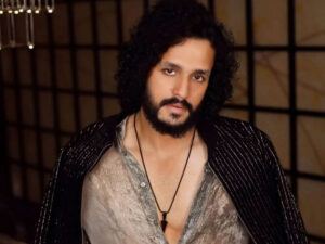 Will Akhil shocking risk in Lenin pay off