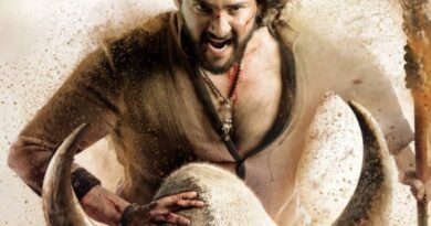 Mahesh puts Varanasi on a break