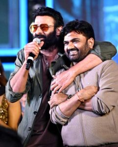 Prabhas Fans Special Gesture to Maruthi